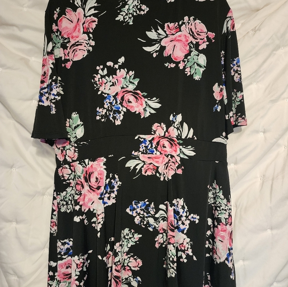 Torrid Top - Picture 4 of 5